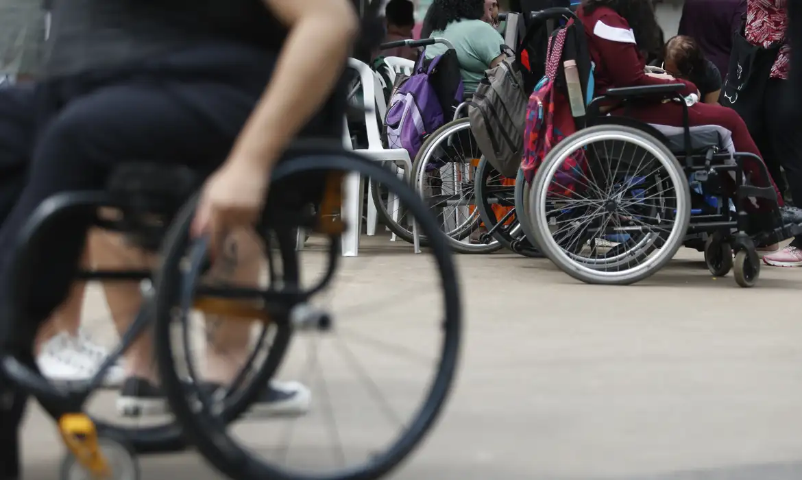 Só 1,5% das vagas para pessoas com deficiência são técnicas ou de liderança