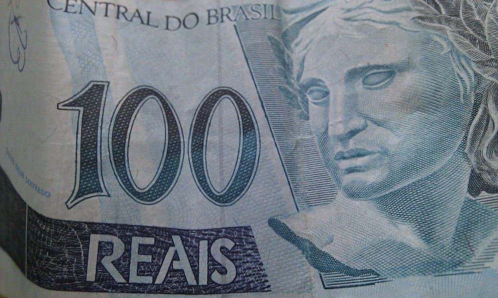 Ainda há R$ 4,9 bilhões esquecidos em bancos, e a consulta leva dois minutos